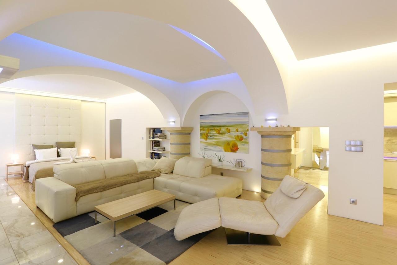 Residence Caesar By Homester Brno Exterior foto